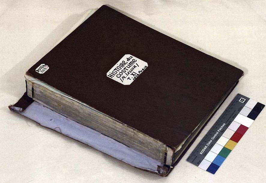 Leloir Histoire du costume_T.11_03 копия